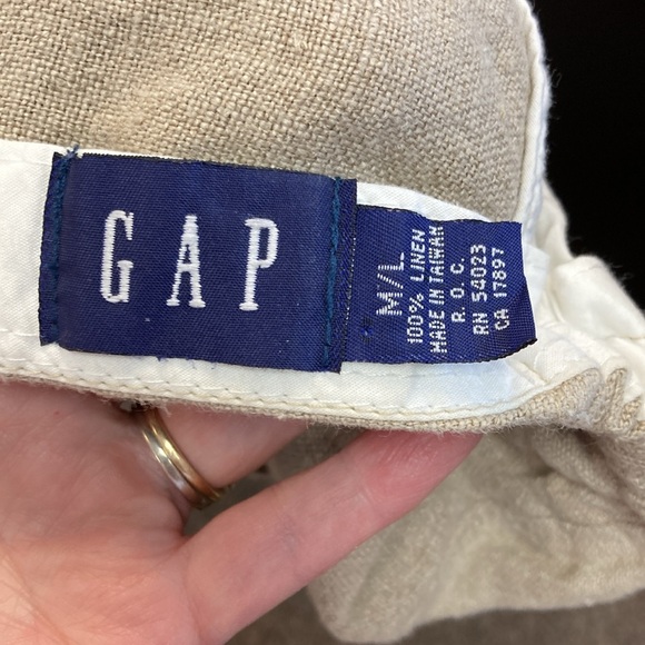 Gap 100% Linen Cap - Picture 6 of 7